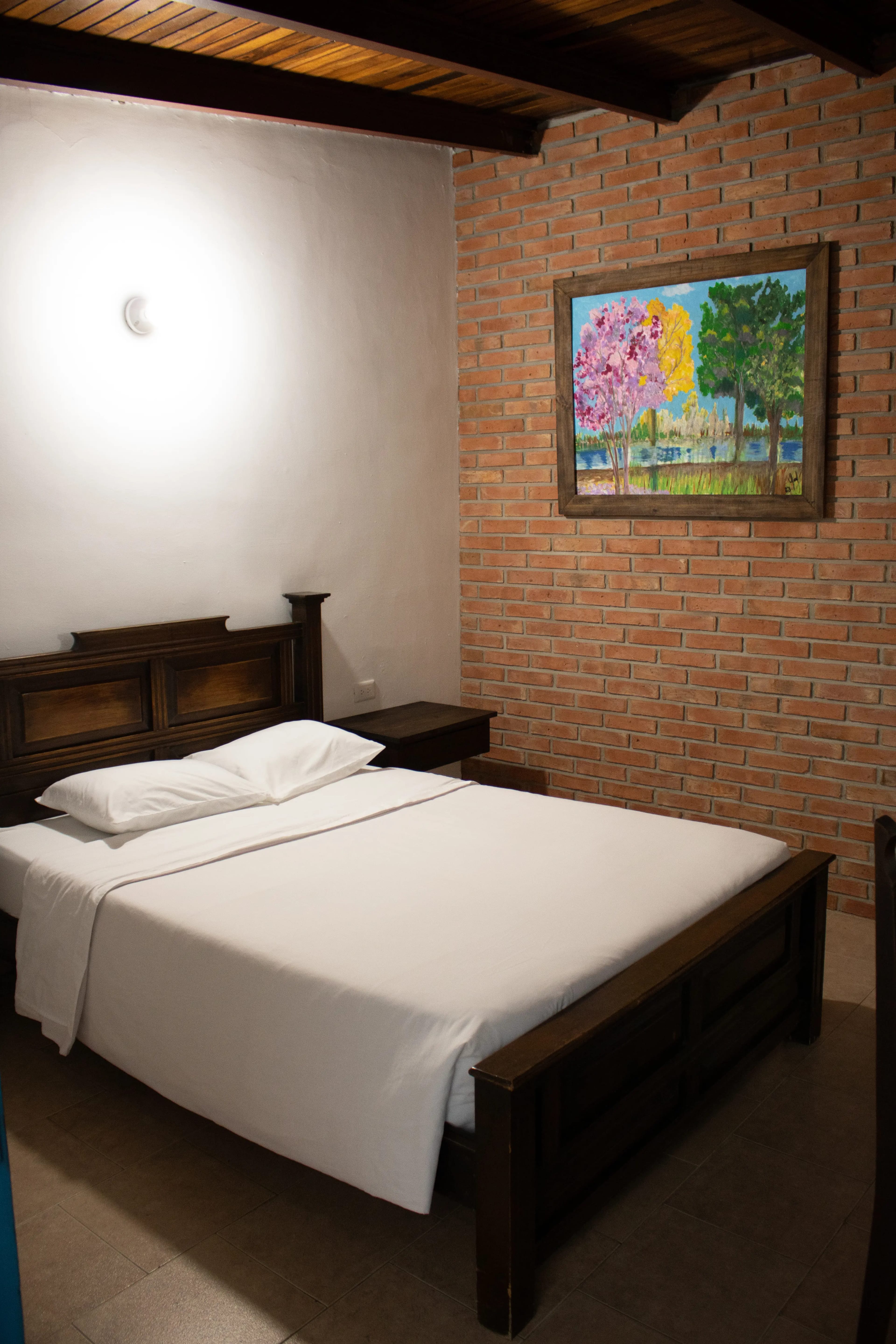 Vista de habitación matrimonial del Hotel Cacique